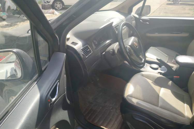 Used FORTHING Joyear X3 2014 1.5L Deluxe Edition Driver Seat