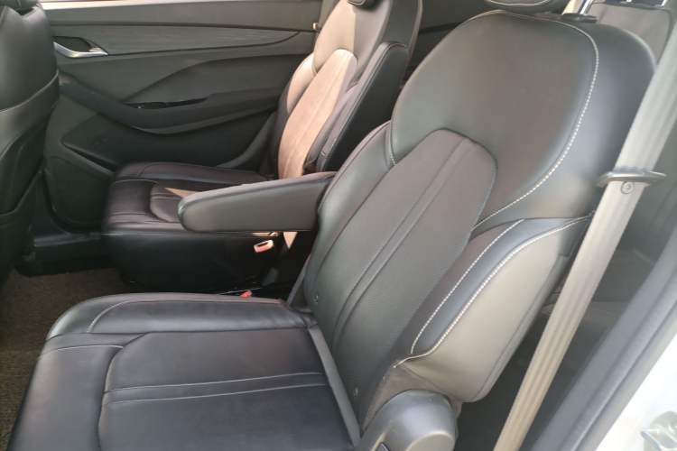 Used Baojun 360 2019 1.5L Automatic Elite Version China VI