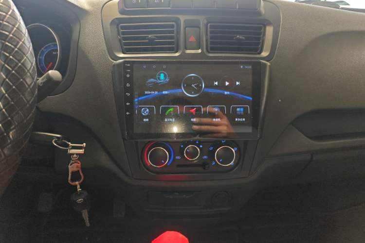 Used CHANGAN KAICHENG Ruixing M60 2020 1.5L Standard Version China VI 6-Seater DAM15KR