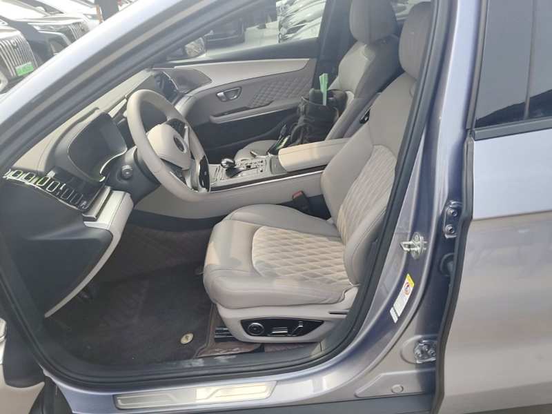 Used BYD Han 2024 EV Glory Edition 605KM Front-Wheel-Drive Premium Model — 14