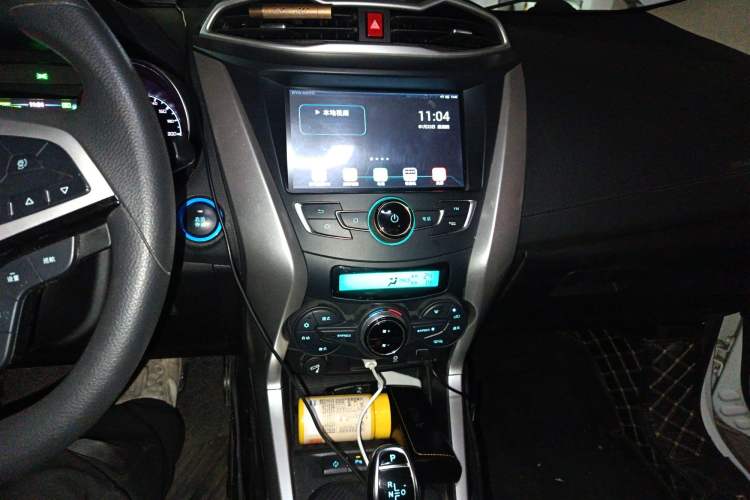 Used BYD Yuan New Energy 2018 EV360 Smart Connect Cool Edition Audio And AC Panel