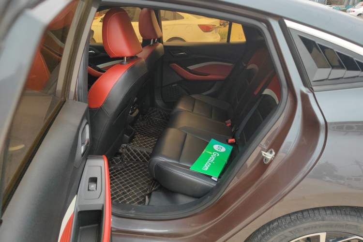 Used MG 5 2021 300TGI DCT Elegant Luxury Edition
