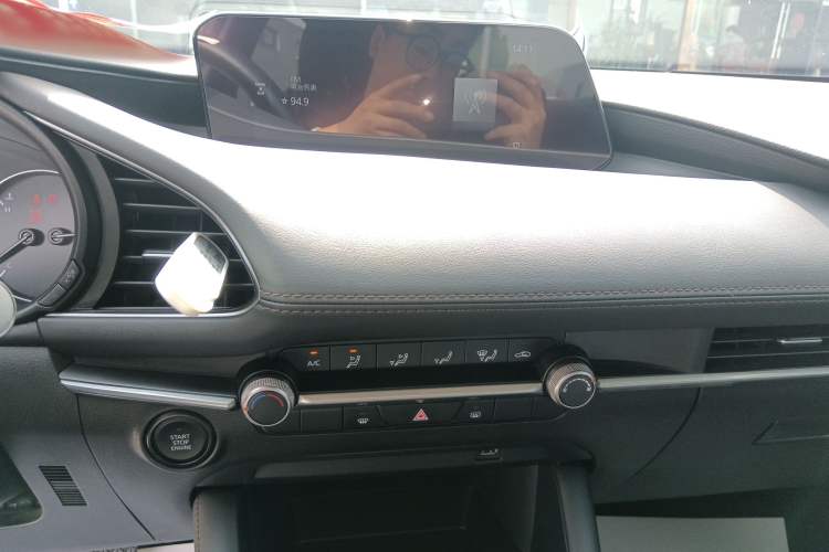 Used Mazda 3 Axela 2021 2.0L Automatic Zhiqing Edition