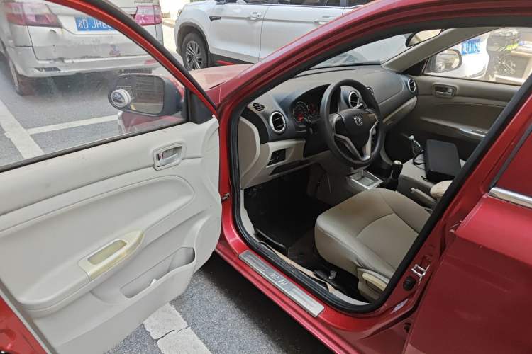 Used CHANGAN Alsvin V3 2015 1.4L Manual Meiruan Model China V Standard
