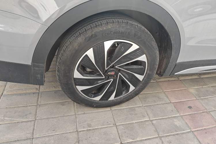 Used Hongqi HS7 PHEV 2024 2.0T PHEV Four-Wheel-Drive Flagship Edition 6 Seats
