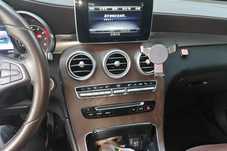 Used Mercedes-Benz GLC 2019 GLC 300 L 4MATIC Dynamic Model
