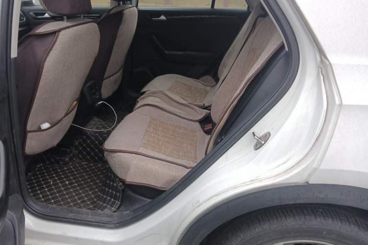 Used Volkswagen T-ROC 2022 280TSI DSG Two-Wheel Drive Comfort PLUS