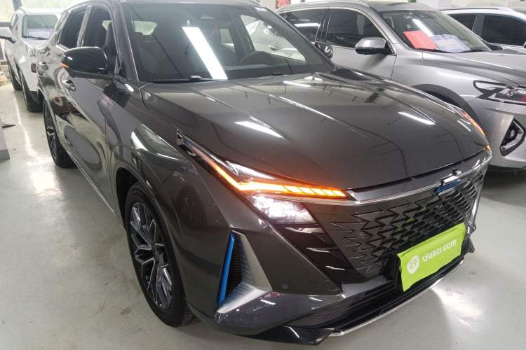 Used CHANGAN OSHAN Z6 New Energy 2023 ZhiDian iDD 150KM Flagship PLUS
