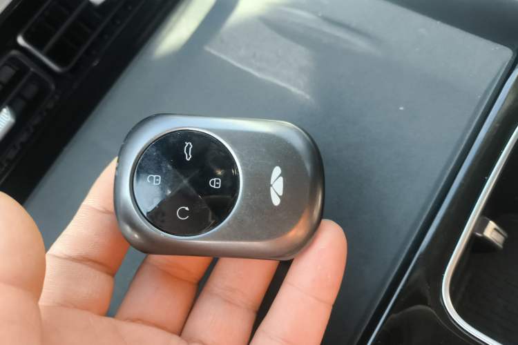 Used Chery Fengyun T9 2024 120 Long-Range Flagship Version 7 Seats Ternary Lithium