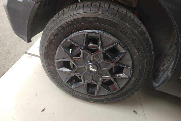 Used Wuling Hongguang MINIEV 2022 GAMEBOY 200km Gaming Edition with Lithium Iron Phosphate Right Rear Wheel Hub