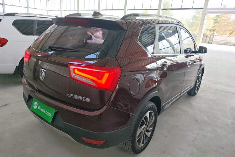 Used Baojun 560 2016 1.8L Manual Luxury Edition
