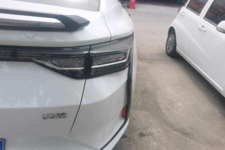 Used Dongfeng Aeolus Yixuan 2023 Mach Edition 1.5L Automatic Chasing Wind Version