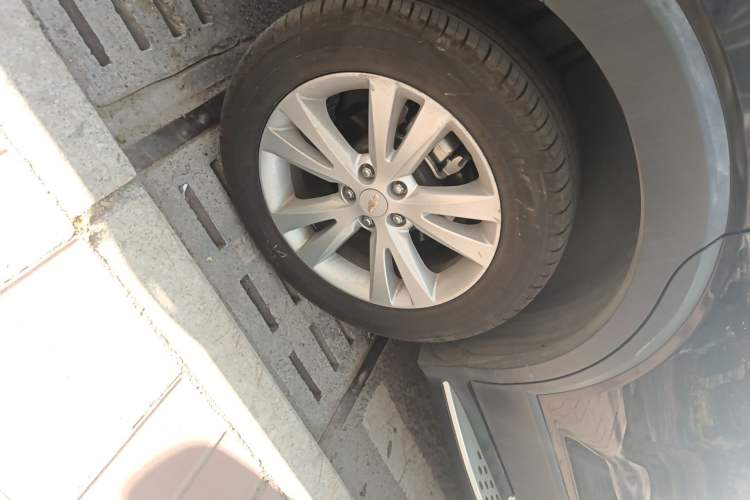 Used Chevrolet Captiva 2017 2.4L 4x4 Flagship Edition 7-Seater