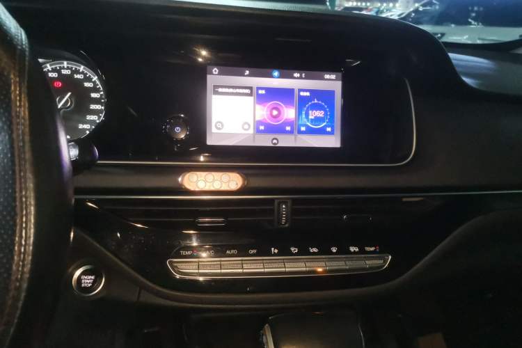 Used GAC Trumpchi M6 2021 270T DCT Luxury Edition (7-seater)