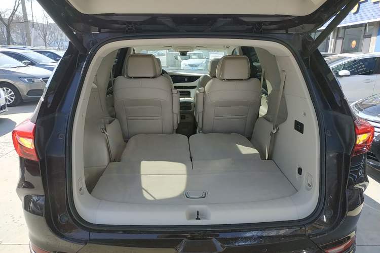 Used Buick Enclave 2022 652T 4x4 Avenir 6-Seater
