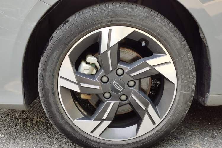 Used Geely Auto Emgrand L HiP 2022 1.5TD-DHT Pro 100KM Super Swift