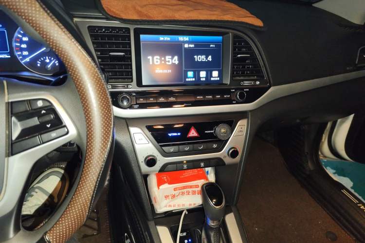 Used Hyundai Elantra (6th Generation / Lingdong) 2016 1.6L Automatic ZhiXuan – Elite Version
