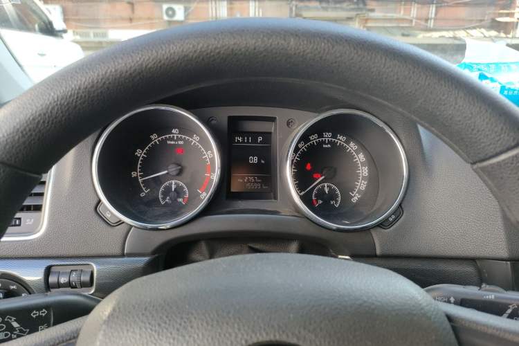 Used Skoda Yeti 2014 1.4TSI DSG Vibrant Edition Instrument Cluster