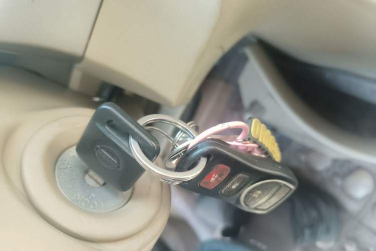 Used Nissan Sylphy 2012 Classic 1.6XE Automatic Comfort Edition Interior 1