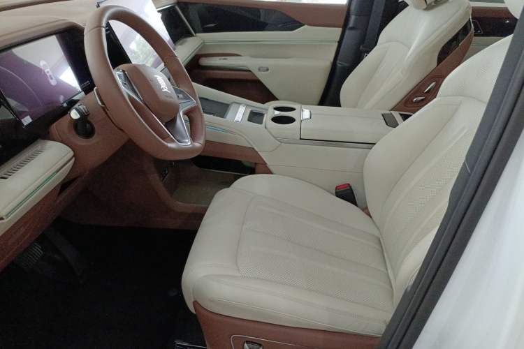 Used BYD Xia 2025 DM-i 1.5T 180km Beyond Edition