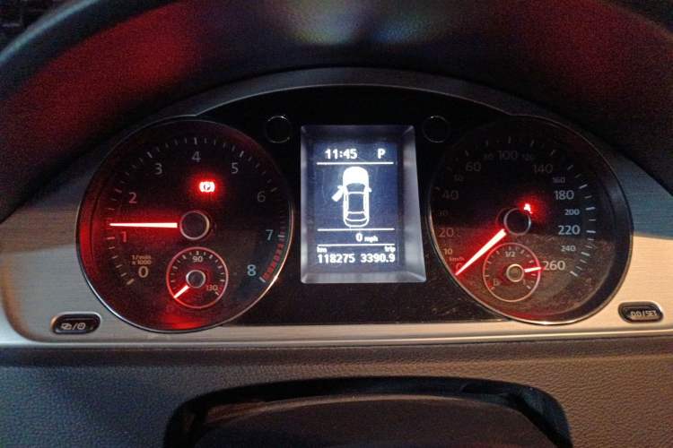 Used Volkswagen Magotan 2015 1.8TSI Luxury Model Instrument Cluster