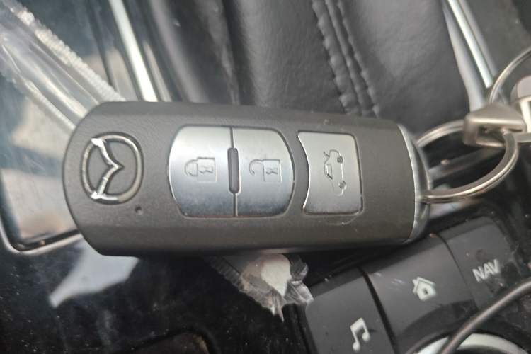 Used Mazda Atenza 2020 2.0L Blue Sky Luxury Edition