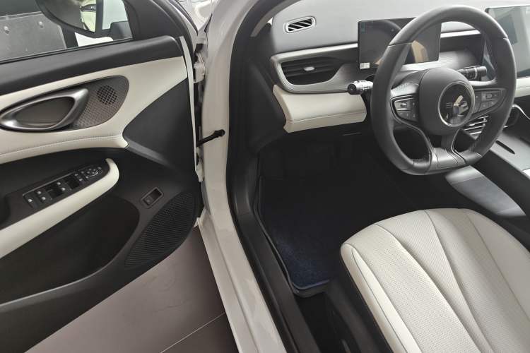 Used BYD Seal 05 DM-i 2025 DM-i Intelligent Drive 120KM Flagship Model Driver Seat