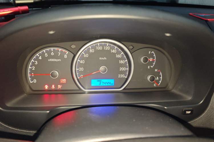 Used Hyundai Celesta 2011 1.6L Manual Comfort Edition
