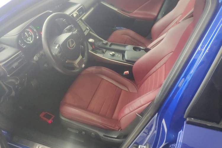 Used Lexus IS 2017 300 F SPORT Edition
