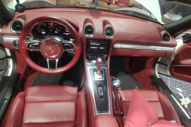 Used Porsche 718 2016 Boxster 2.0T
