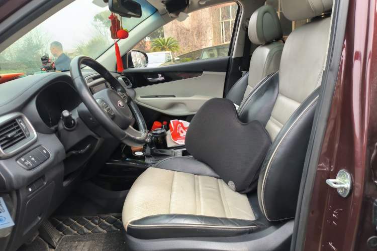 Used Kia Sorento 2015 Sorento L 2.2T Diesel 4WD Elite Edition 7 Seats China IV Standard