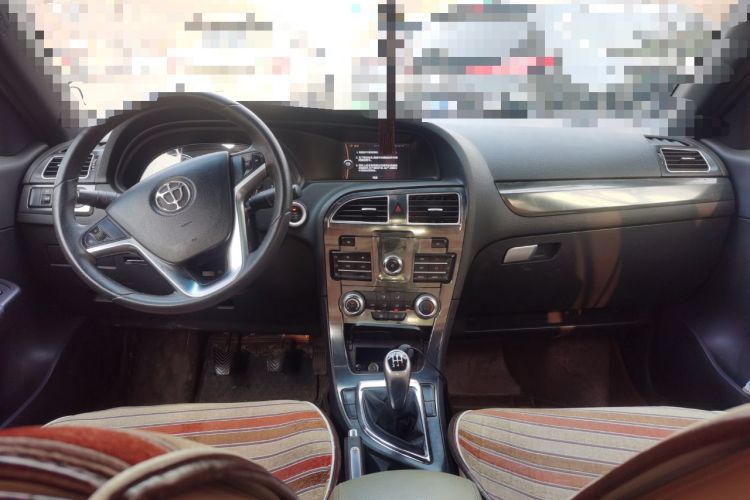 Used Brilliance V5 2014 1.5T Manual Two-Wheel Drive Luxury Model