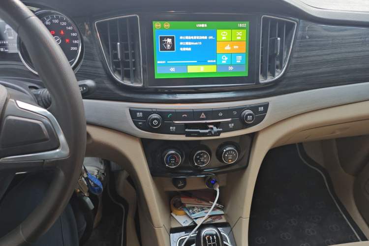 Used Baojun 730 2016 1.5L Manual Comfort Version 7 Seats China V Emission Standard