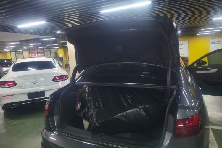 Used Audi A4L 2022 40 TFSI Fashion Dynamic Model