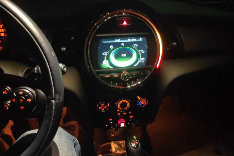 Used MINI 2016 1.5T COOPER Five-Door Edition
