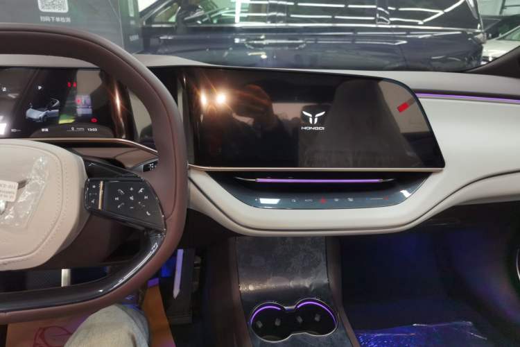 Used Hongqi EH7 2024 640 Pro+ All-Wheel Drive Audio And AC Panel