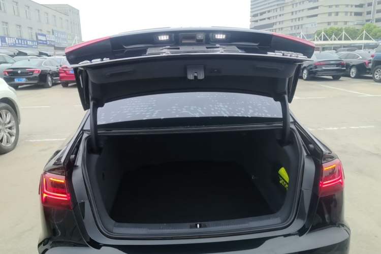 Used Audi A6L 2018 30th Anniversary Edition 35 TFSI Fashion Model Trunk