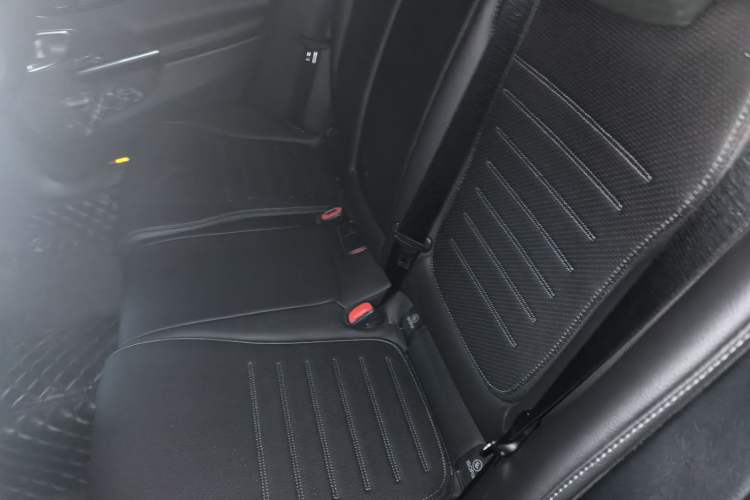 Used Mercedes-Benz C-Class 2024 C 260 L Brilliant Night Sports Edition Left Rear Seat