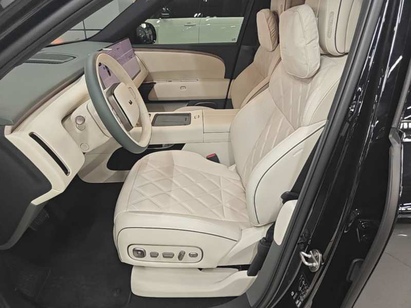Used Li Auto L9 2026 Model Livis — 14