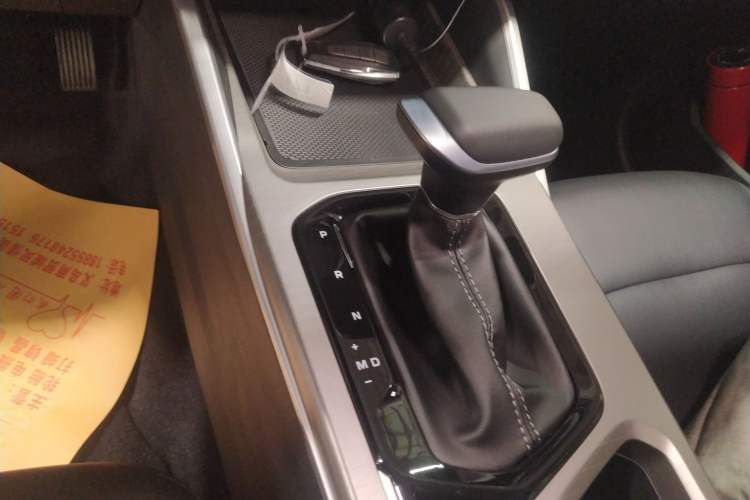 Used Geely Auto Emgrand 2026 Model 4th Generation 4 Millionth Anniversary Edition 1.5L CVT Overdrive Edition
