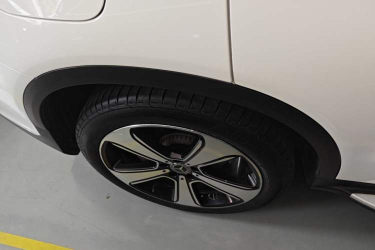 Used Mercedes-Benz GLC 2019 GLC 300 L 4MATIC Dynamic Model Right Rear Wheel Hub