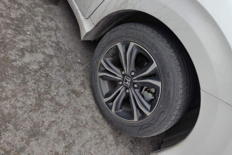 Used Honda Envix 2022 180TURBO CVT Enjoy Edition Right Front Wheel Hub