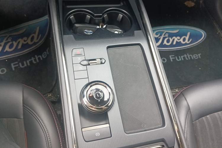 Used Ford Mondeo 2022 EcoBoost 245 Fashion Edition Gear Lever