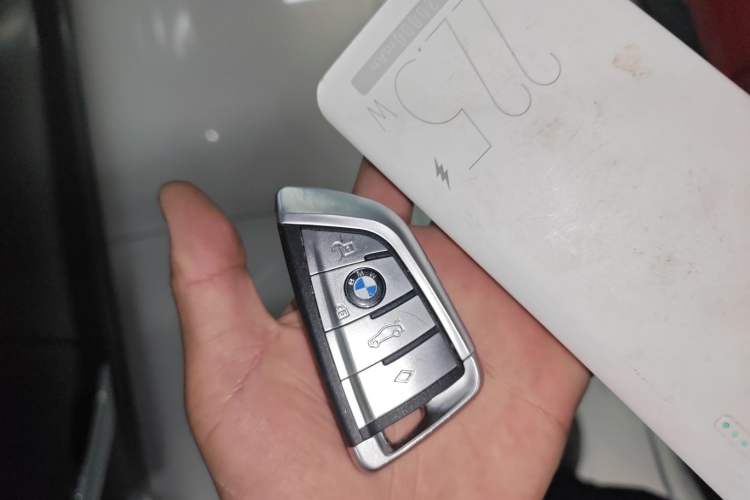 Used BMW 5 Series 2021 525Li Luxury Package Vehicle Key