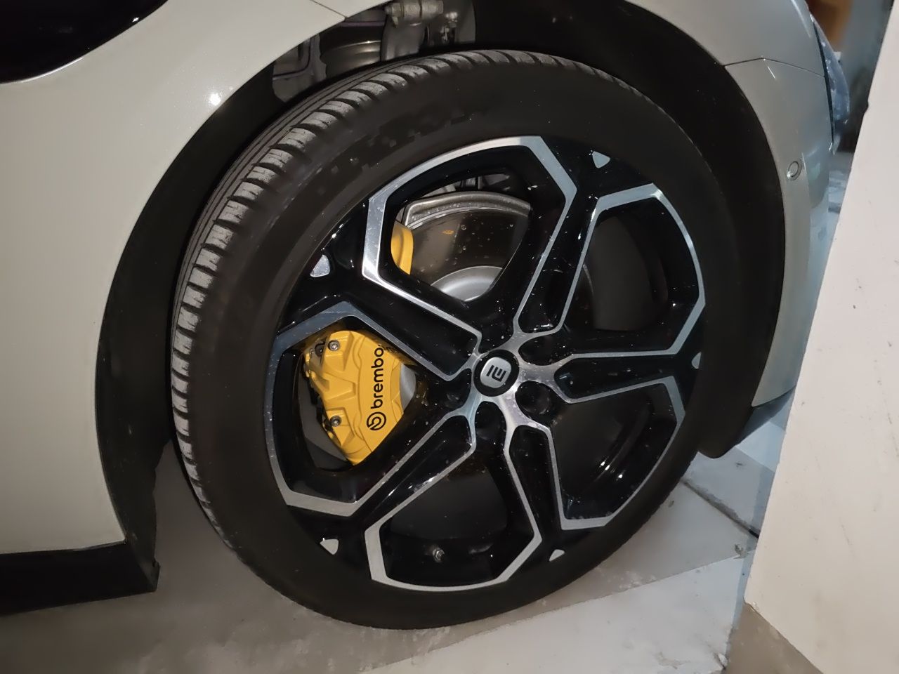 Xiaomi Auto SU7 2024 Four-Wheel Drive Ultra-Long Range Advanced Intelligent Driving Max Edition — снимка 8