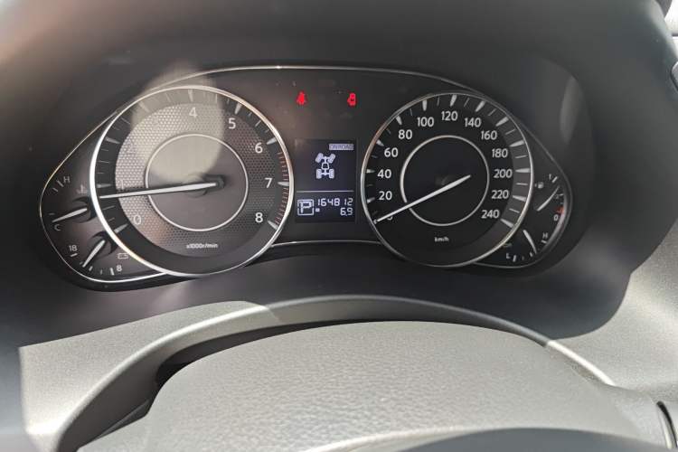 Used Nissan Patrol  Odometer Close Up