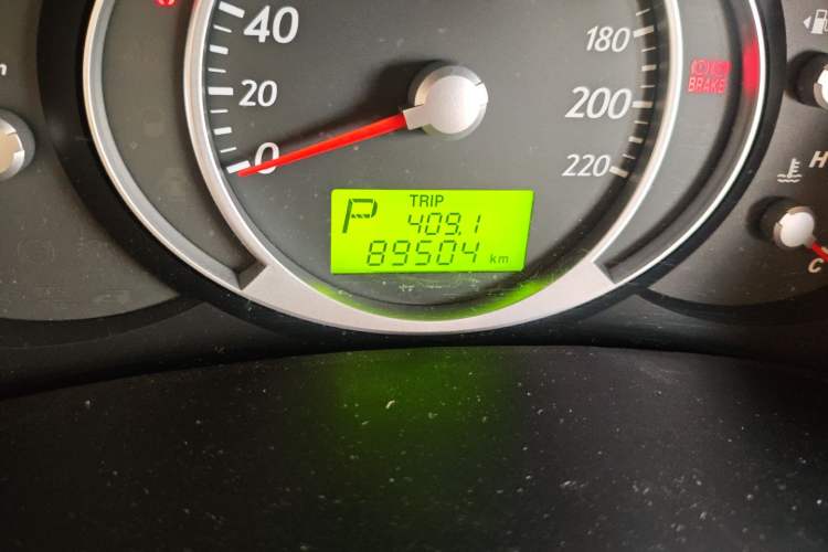 Used Hyundai Tucson 2009 2.0L Automatic Two-Wheel Drive with Sunroof Odometer Close Up