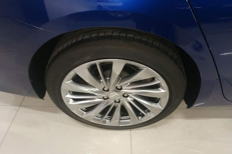 Used Buick LaCrosse 2023 Avia Edition