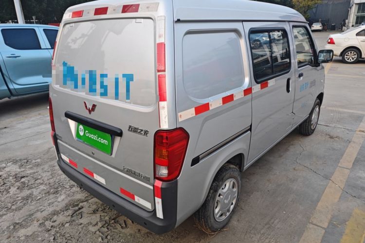 Used Wuling Zhiguang 2019 1.2L Van Utility Model 5-Seater

