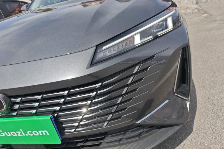 Used CHANGAN Eado 2025 Blue Whale 1.5T 500Bar Prestige Model